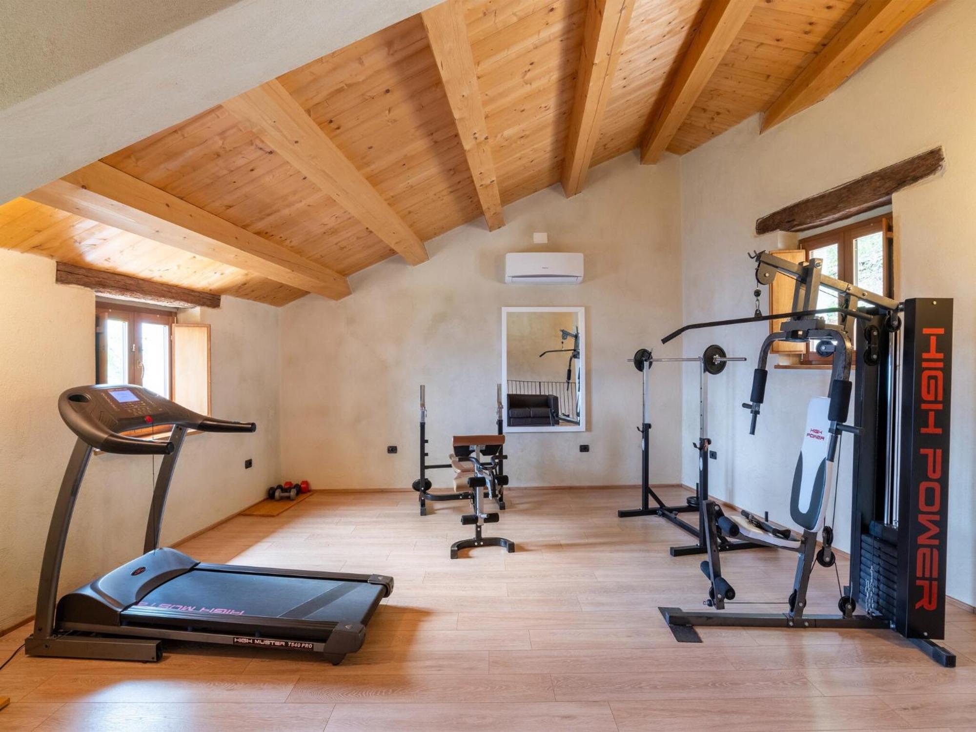 Holiday home Graceful In With Swimming Pool Acqualagna