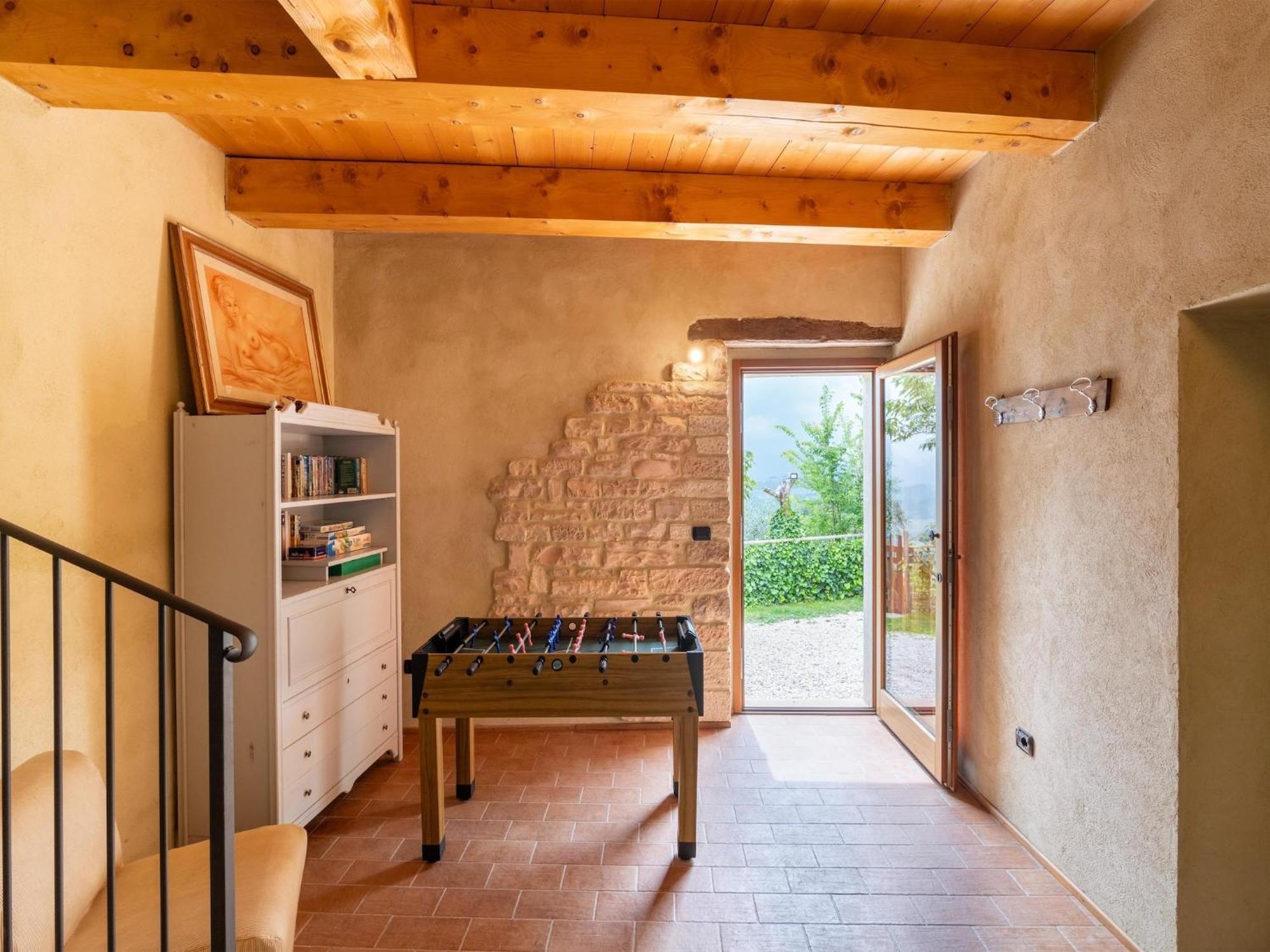 Graceful In With Swimming Pool * Acqualagna