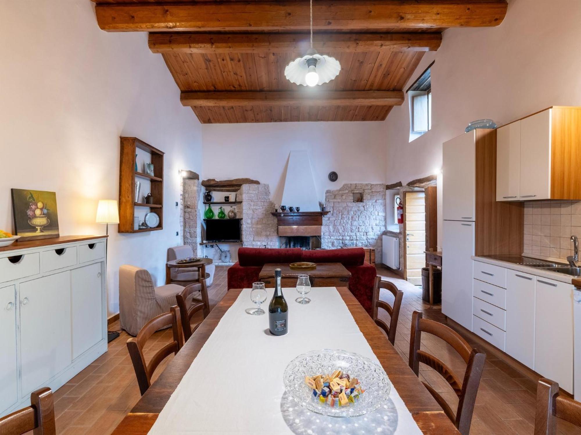 Holiday home Graceful In With Swimming Pool